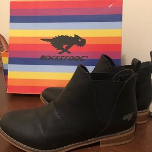 Rocket dog black chelsea boot